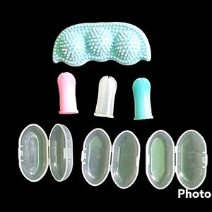 New 3 Pet Dog Cat 360 Finger Toothbrush Full Surround Silicone Bristles + Toy